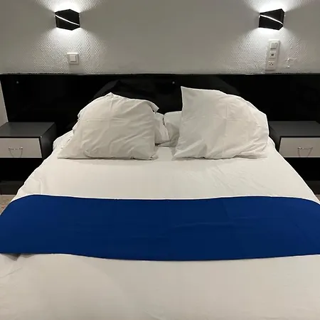 Castel Louis ホテル ヴィシー