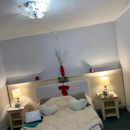 Castel Louis Hotell 2*