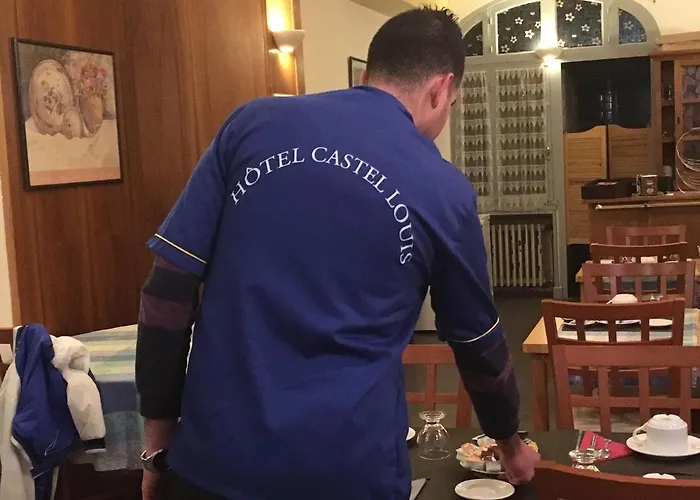 Castel Louis ホテル 2*