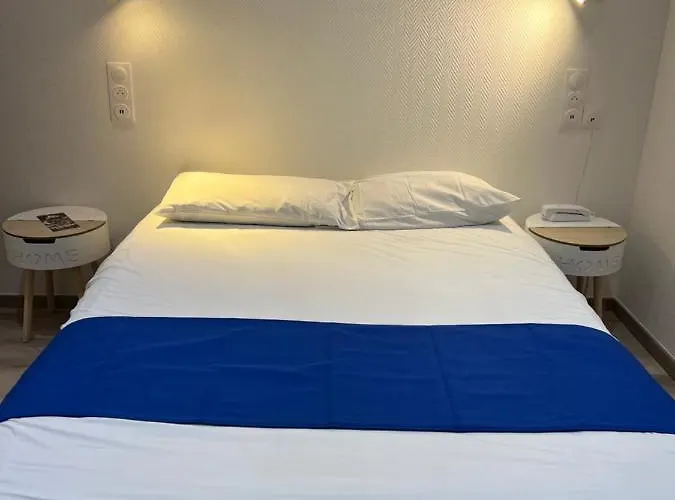 Castel Louis ホテル 2*