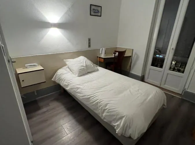 ホテル Castel Louis ヴィシー